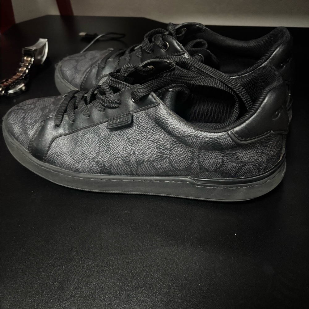 Black coach shoes size 9 - Picture 2 of 3